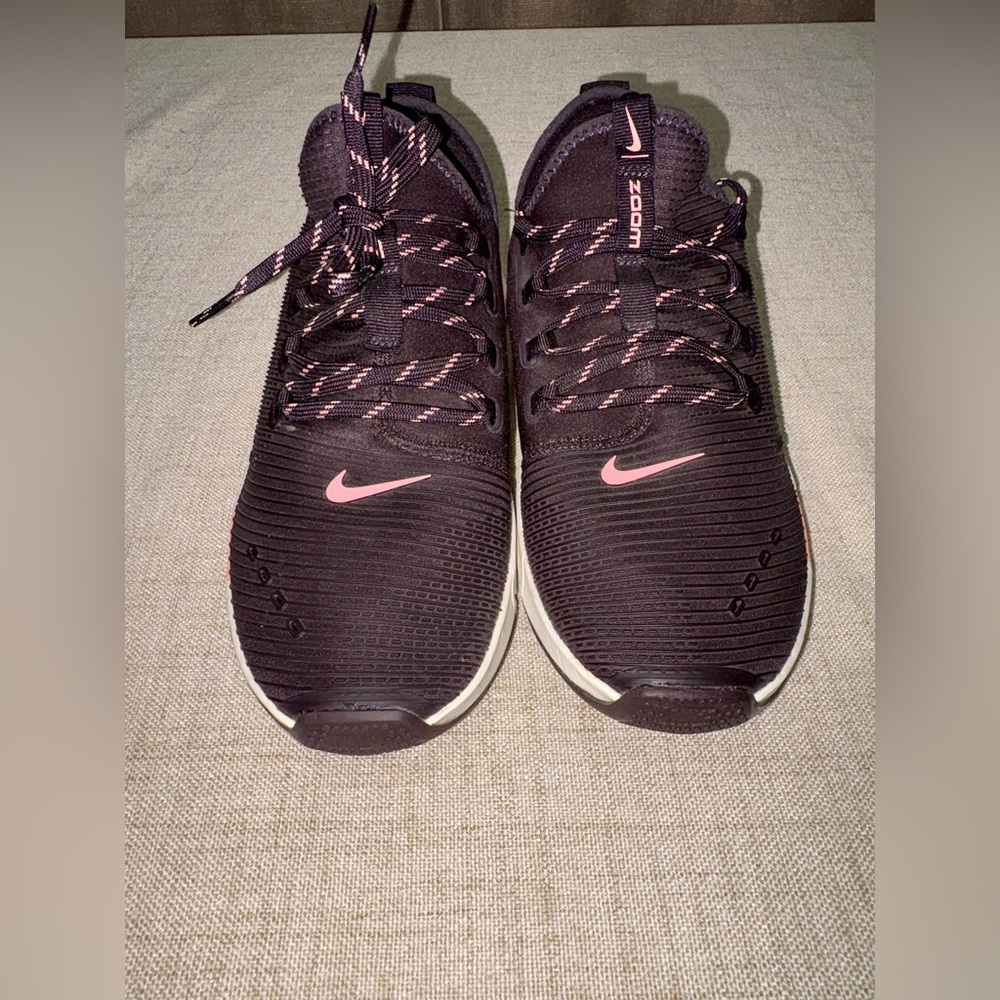 Nike Women's Zoom Purple and Pink Running Shoes Size 8.5